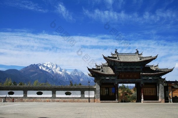 玉龙雪山