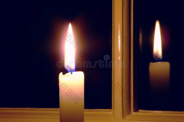 靠窗的蜡烛
