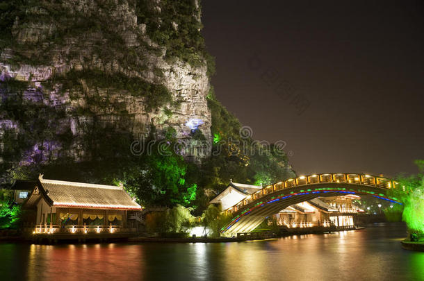 中国桂林慕容湖建桥