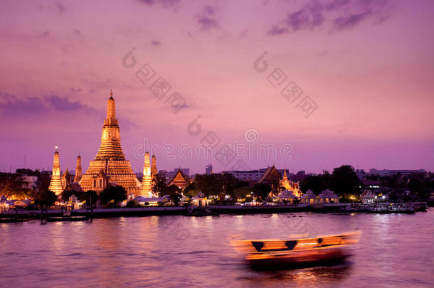 <strong>泰国</strong>曼谷<strong>湄南河</strong>wat arun