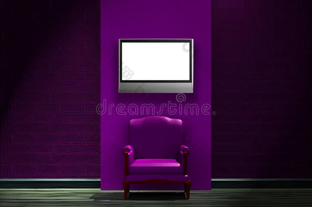 墙上有<strong>液晶电视</strong>的紫色椅子