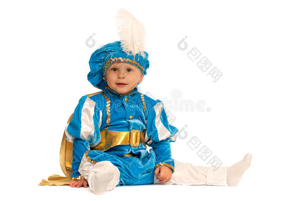 穿蓝色西装的小王子