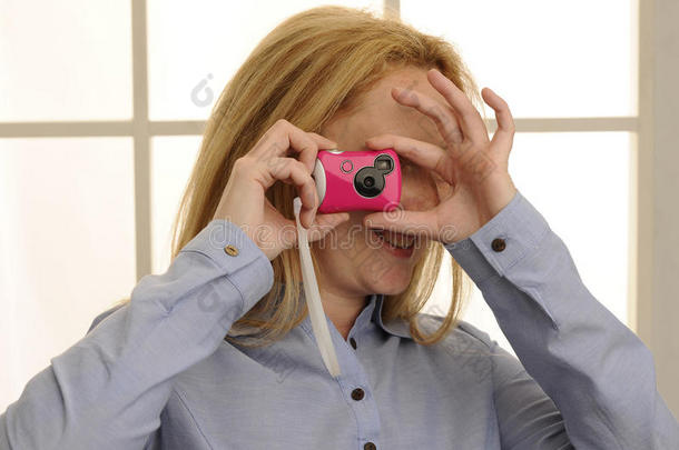 粉色玩具数码相机