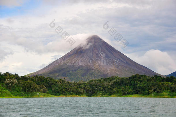 哥斯达黎加阿雷纳尔火山