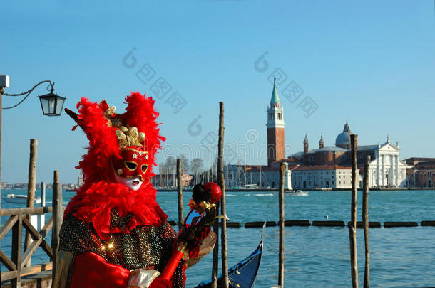 2011威尼斯嘉年华红面具