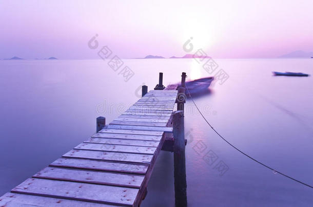 紫光夕阳码头