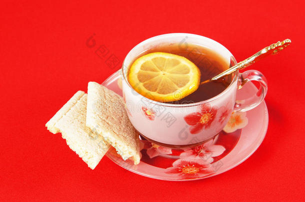 一杯柠檬红茶