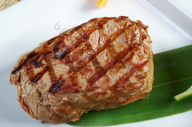 日本神户烤牛肉。
