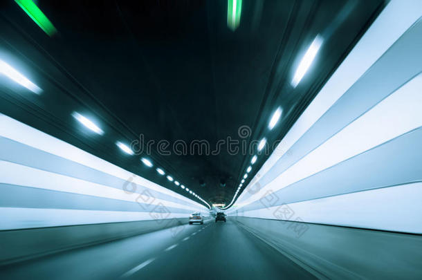 动态背景隧道