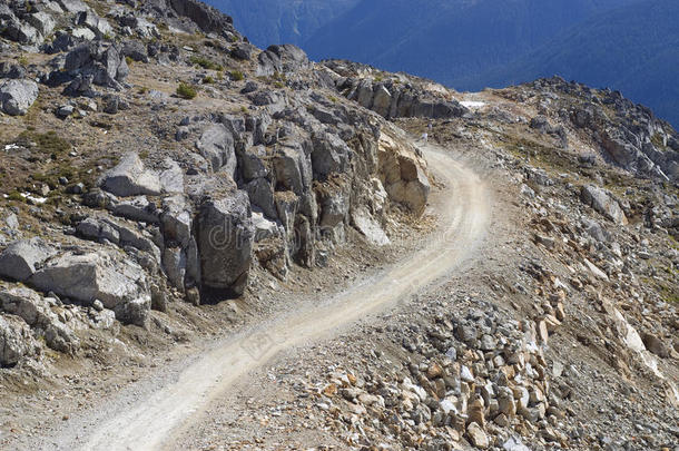 山间小路