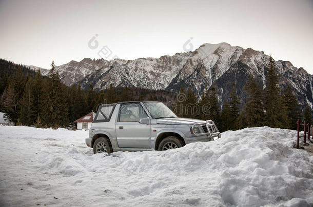 4x4汽车的<strong>广告图</strong>片