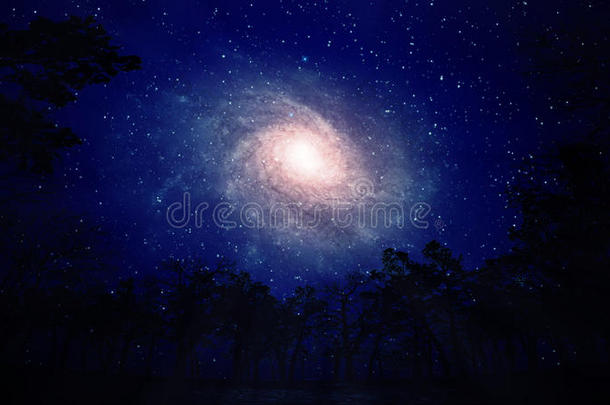 旋涡星系的夜景