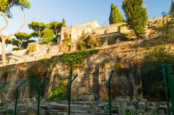罗马阿文丁山上的古代防御工事