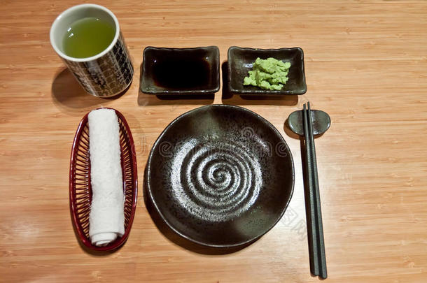 筷子烹饪的绿茶餐餐巾