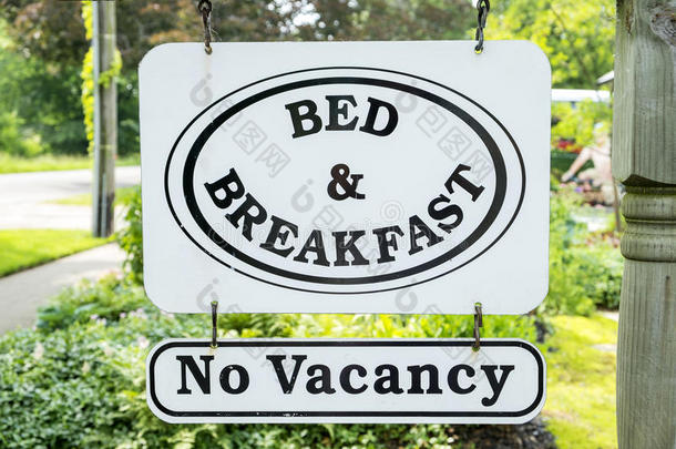 床和早餐标志#1