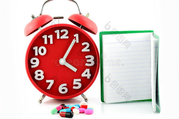 时钟和药片，用于医疗保健，