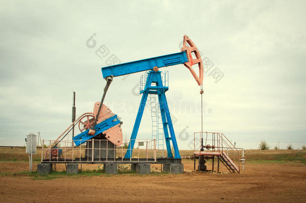 <strong>机油</strong>泵。石油工业设备。