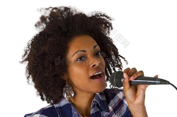 美籍黑人女卡拉OK歌手