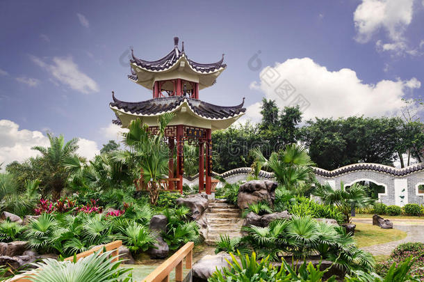 中国古典亭花园