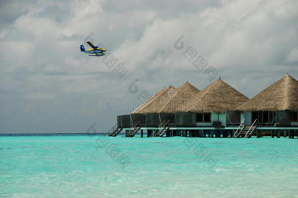 水上飞机和水上平房。马尔代夫甘格希
