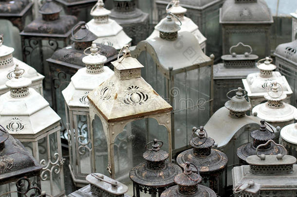 复古风格的灯笼，为家居增添创意