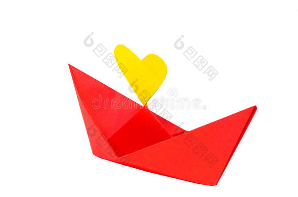 心形红纸船