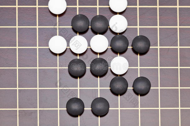 围棋中石头的俯视位置