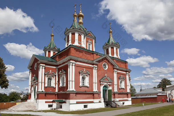 俄罗斯科洛姆纳布鲁森斯基修道院，克雷斯托沃兹德维申斯基大教堂