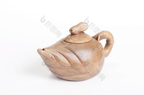 浅米色粘土制的中国茶壶