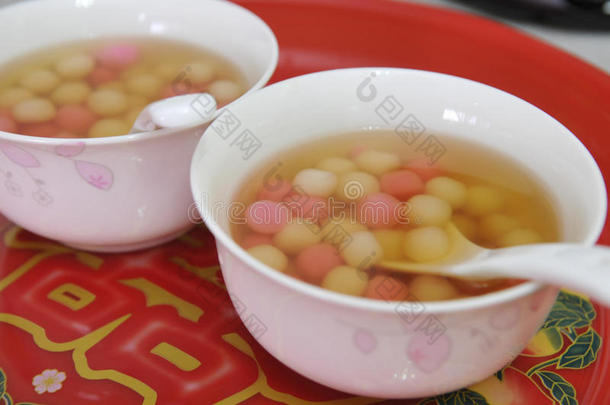 中国传统婚庆茶道餐具及服务