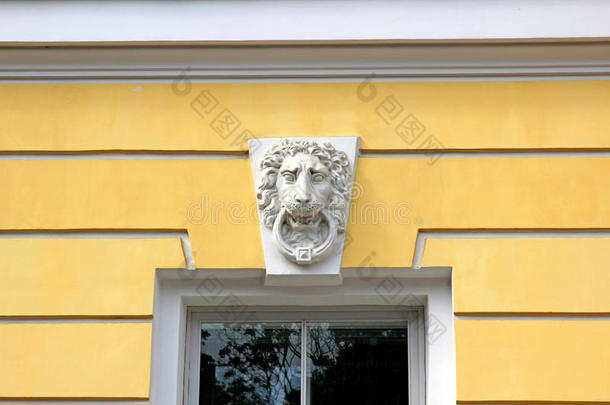 建筑上狮子头的建筑装饰物