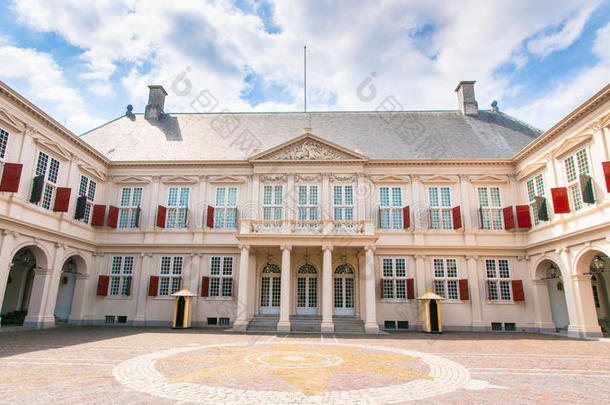 荷兰皇家议会大厦
