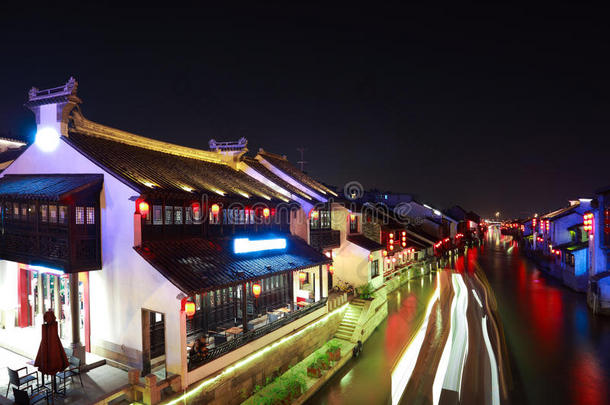 晚上从北京到杭州的大运河