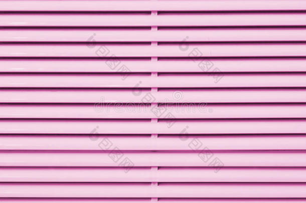 浅粉色移动空调塑料百叶窗