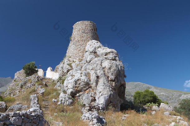 希腊卡利姆诺斯岛的古堡