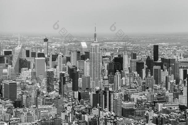 纽约市-曼哈顿市中心的天空景观
