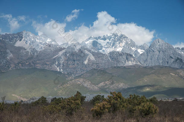 云中玉龙雪山