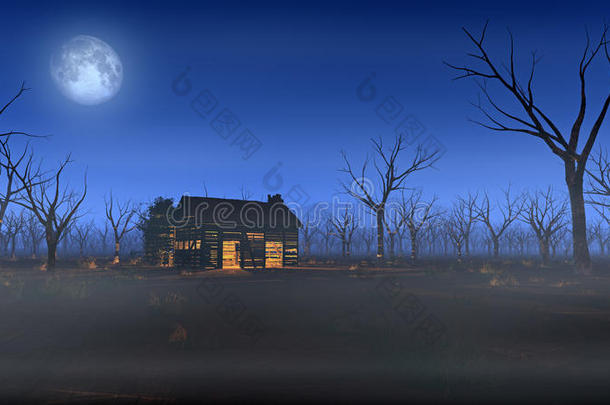 远处的木屋在薄雾中，月光下有<strong>枯树</strong>。
