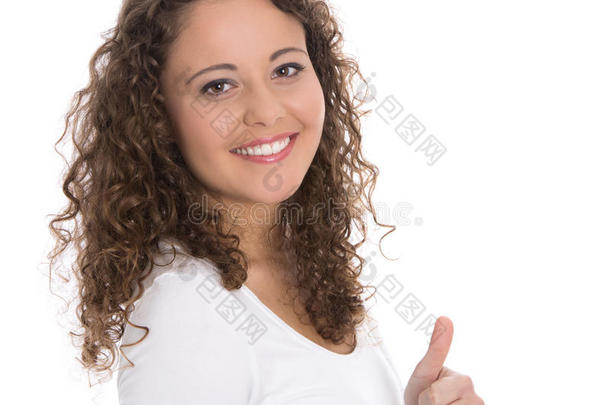 成功的美丽的微笑年轻女子孤立拇指超过白色。
