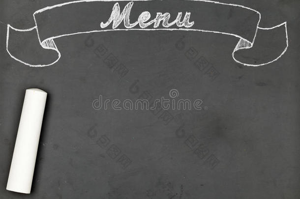“菜单”粉笔在有复印空间的黑板上书写