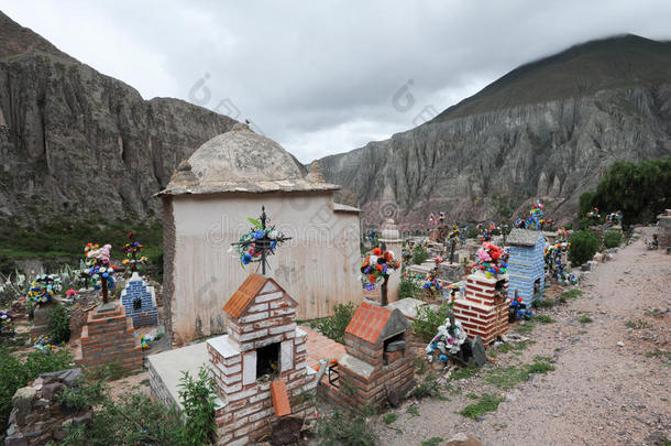 伊鲁亚印第安人墓地