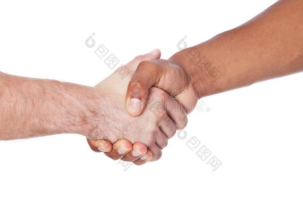 两个不同文化<strong>背景</strong>的人握手