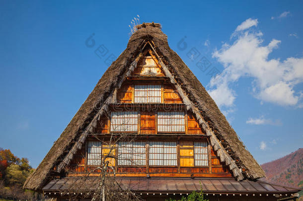 日本传统民居屋顶