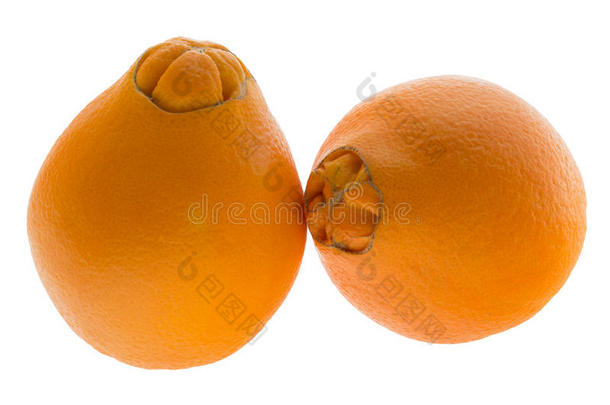 两个<strong>脐橙</strong>