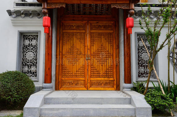 <strong>中国传统建筑</strong>的门户