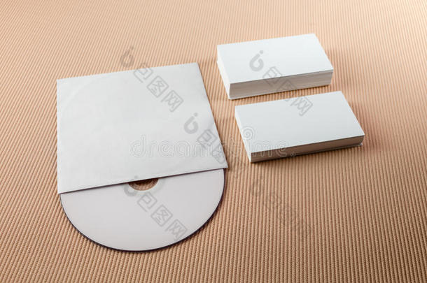 空白名片和CD
