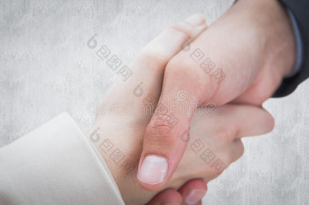 特写新搭档握手的复合图像