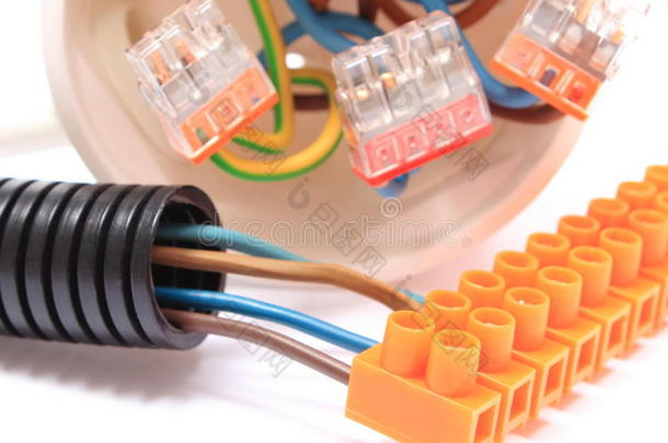 波纹管，电缆连接块，电箱