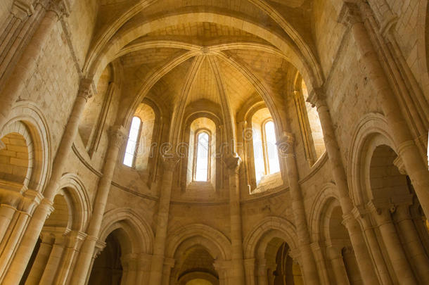 修道院古代的和后堂拱门