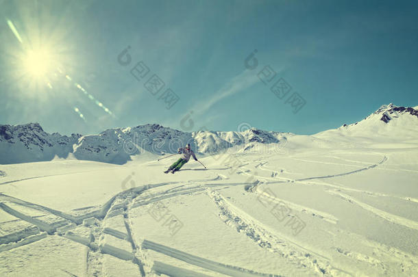 自由滑雪滑雪者山脉